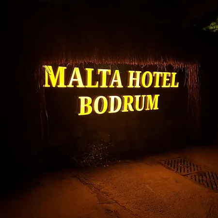 Malta فندق 4*